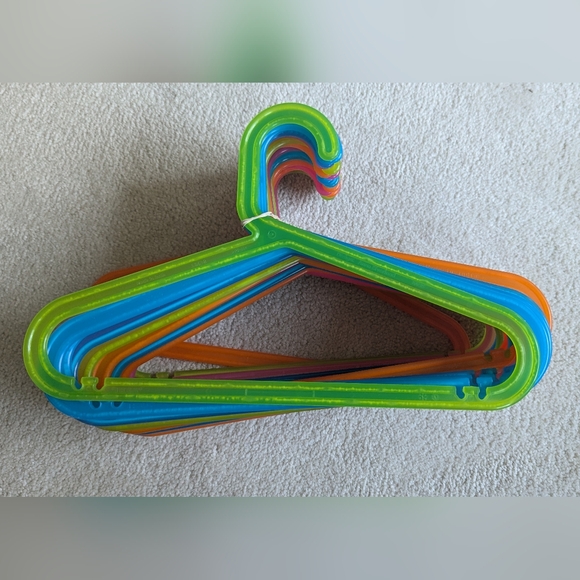 24 Ikea hangers - small - Picture 2 of 3